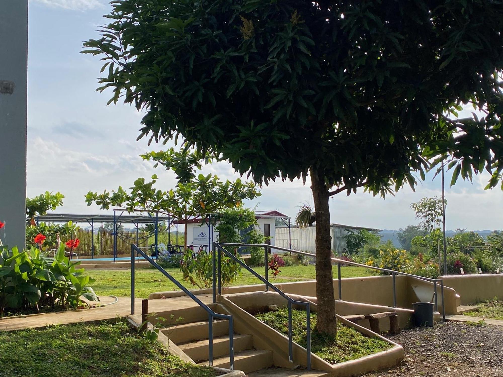 Concetta Tourist Inn Manolo Fortich Bagian luar foto